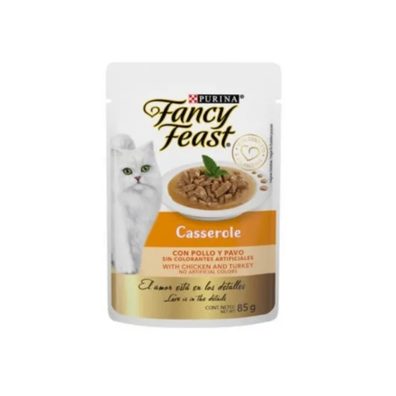 24 Sobres Fancy Feast Gatos Casserole Pollo Y Pavo 85g